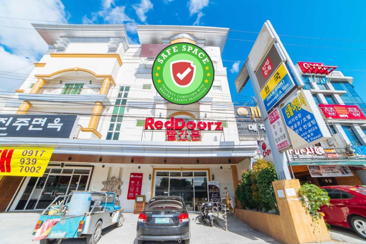 Reddoorz Premium @ Korea Town Angeles City Exterior photo