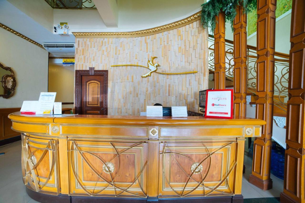 Reddoorz Premium @ Korea Town Angeles City Exterior photo