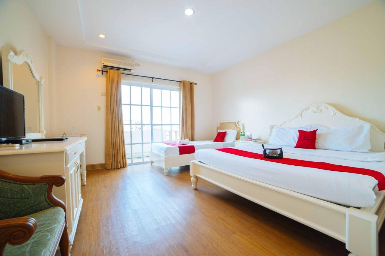 Reddoorz Premium @ Korea Town Angeles City Exterior photo